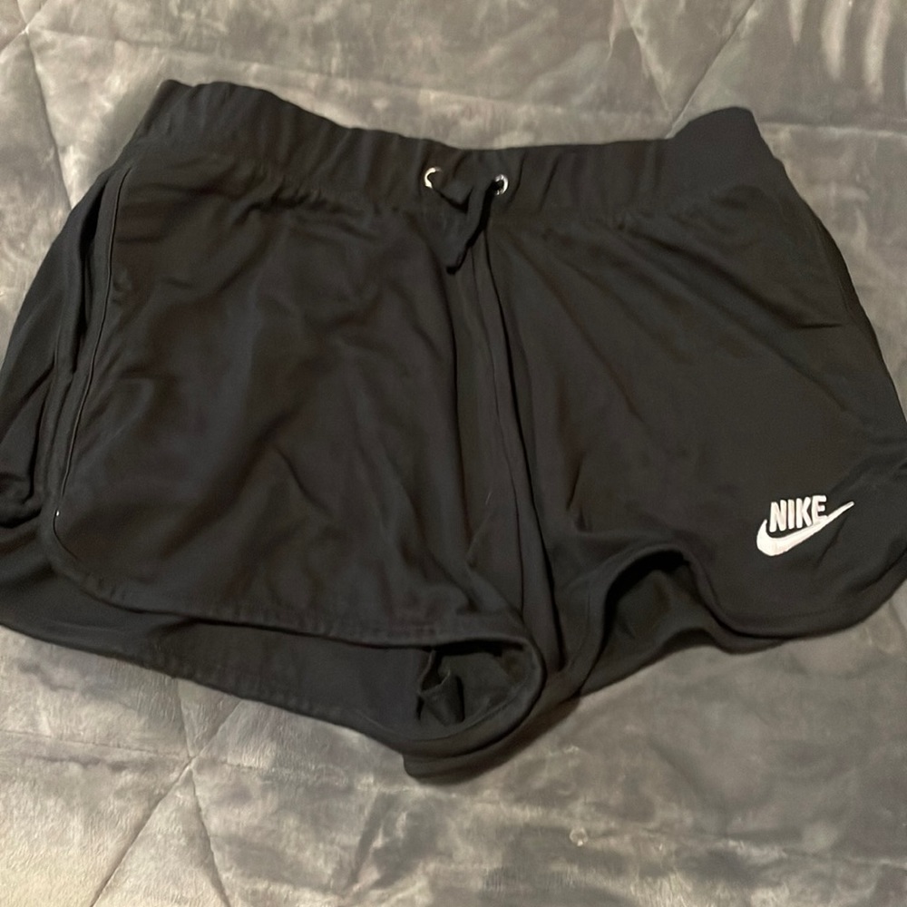 Nike shorts. Women’s